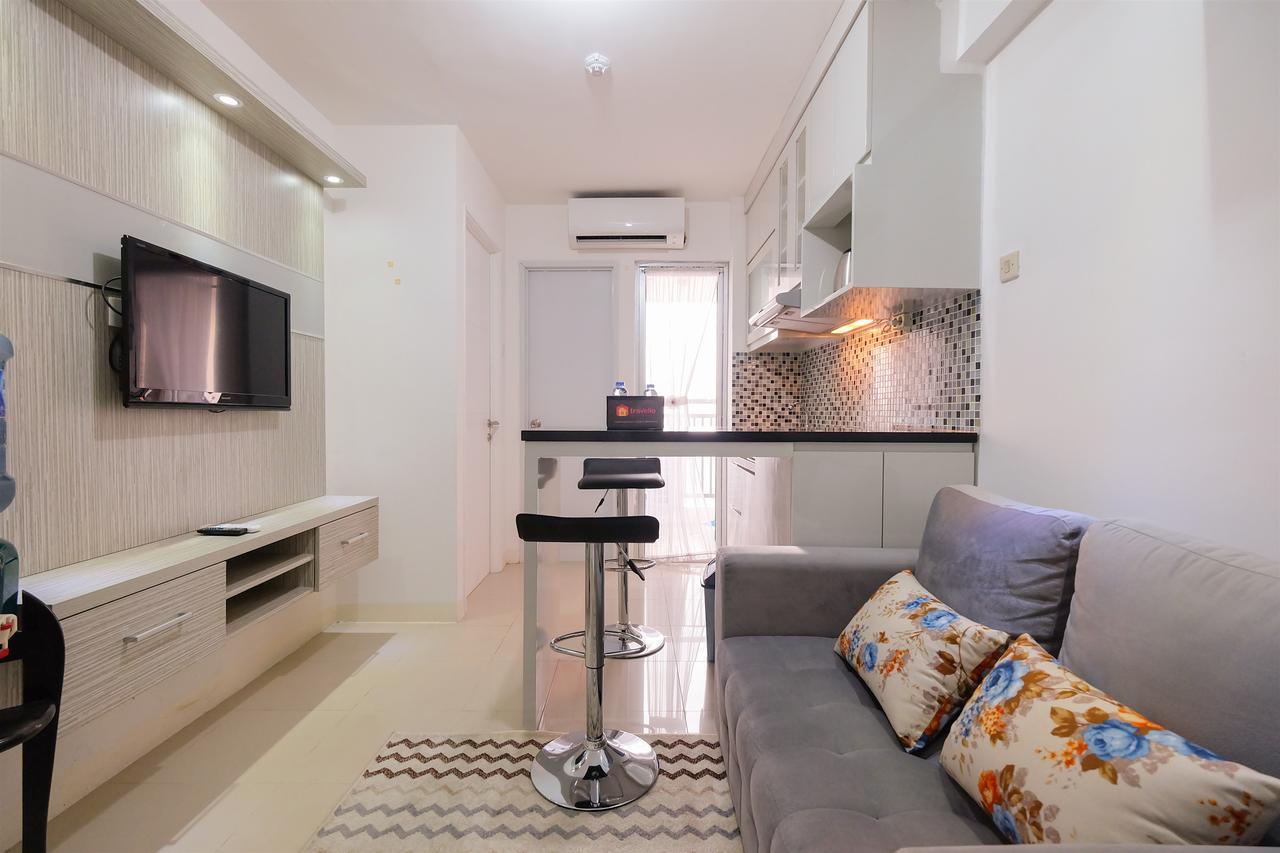 Minimalist 2br Bassura Direct Access To Bassura Mall By Travelio *