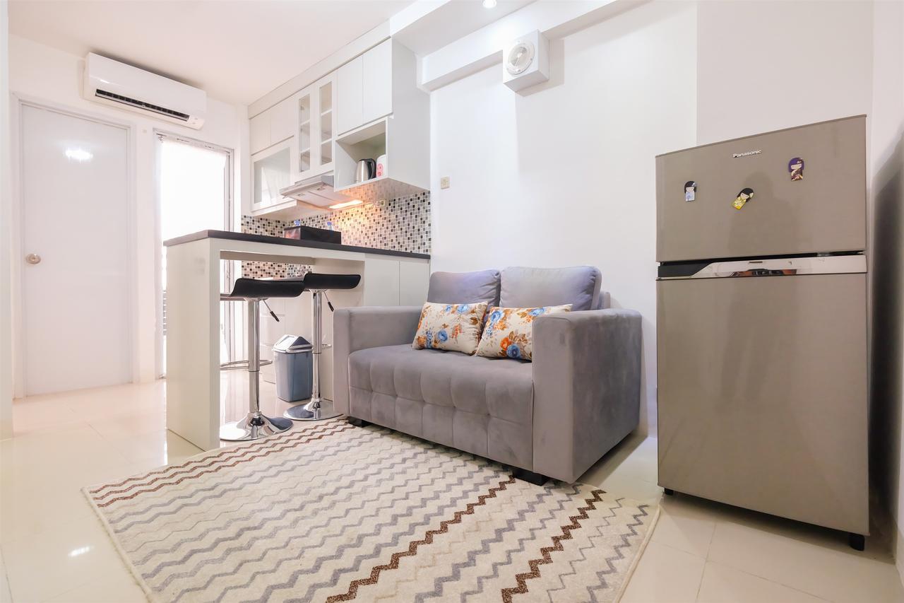 Minimalist 2br Bassura Direct Access To Bassura Mall By Travelio